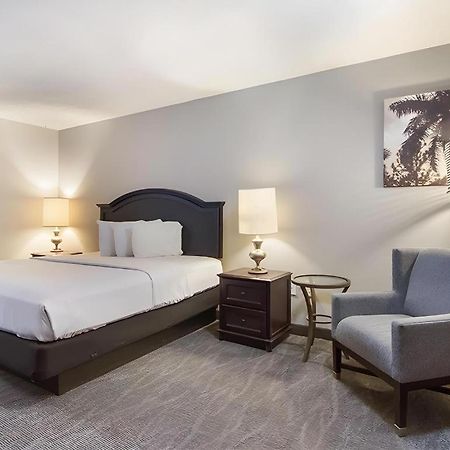 Rodeway Inn Lumberton Buitenkant foto